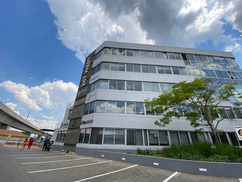 Modern Office Space Available In Centurion - Photo 1