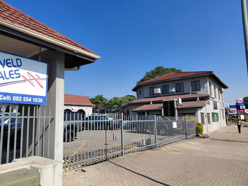 Office Space (shared)  to Let – Centrally Located  - Photo 1