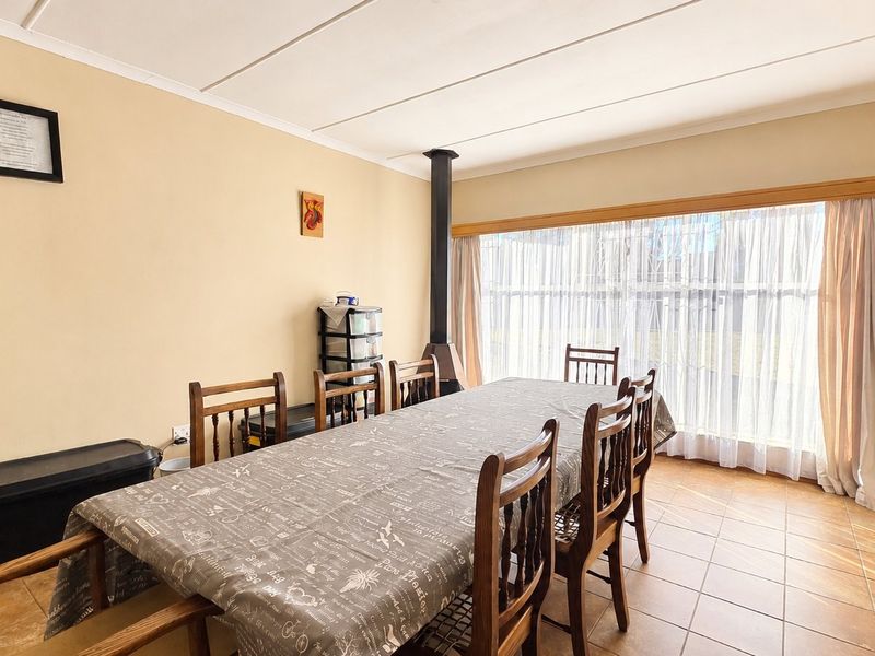 Live, work and Invest - Versatile Flamwood Property - Photo 6