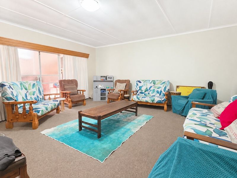 Live, work and Invest - Versatile Flamwood Property - Photo 2
