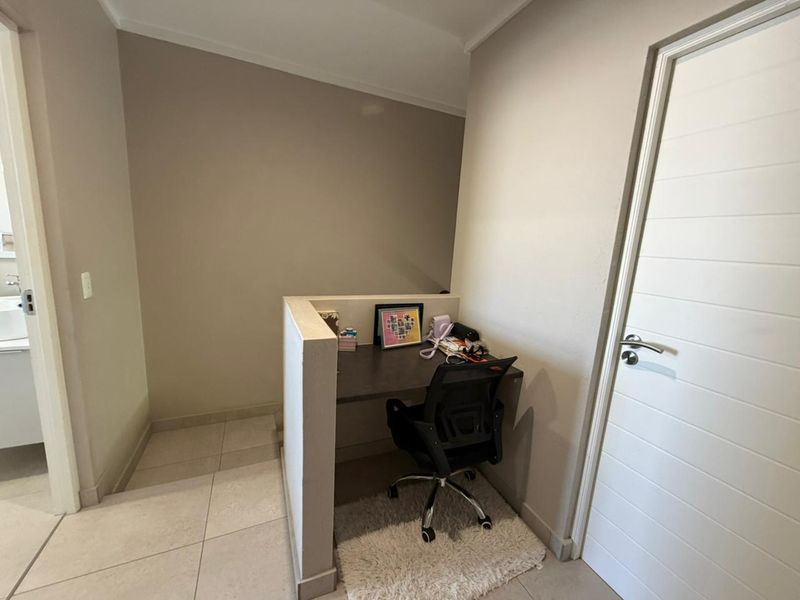 Modern 3-Bedroom Home in a Secure New Development – West Rock Estate - Photo 6