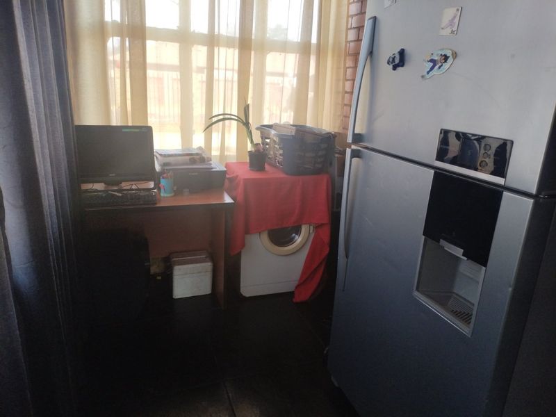 3 Bedroom House for Sale in Casseldale  - Photo 9