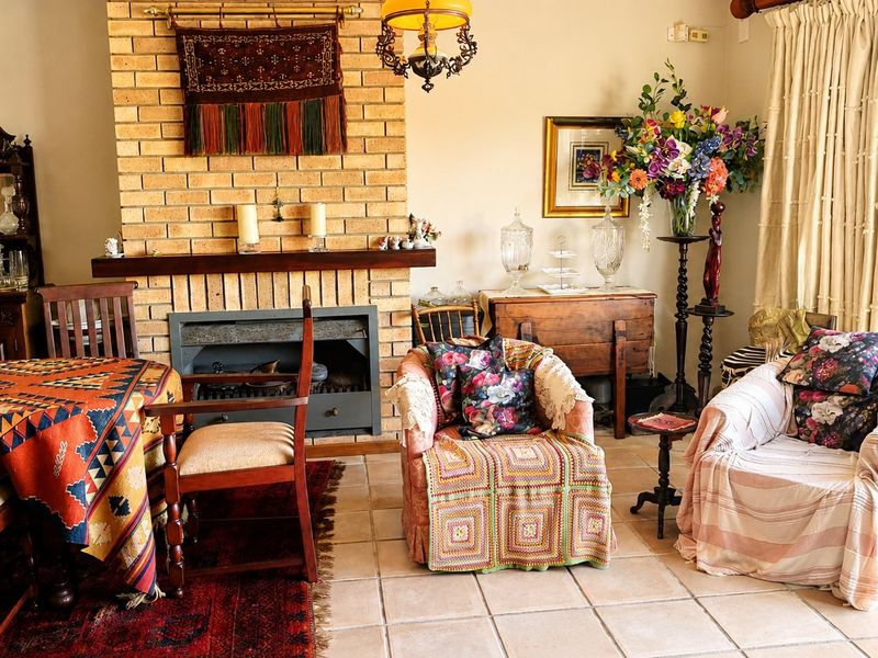 Desirable Beachfront Home with Two Self-Contained Flatlets - Photo 9