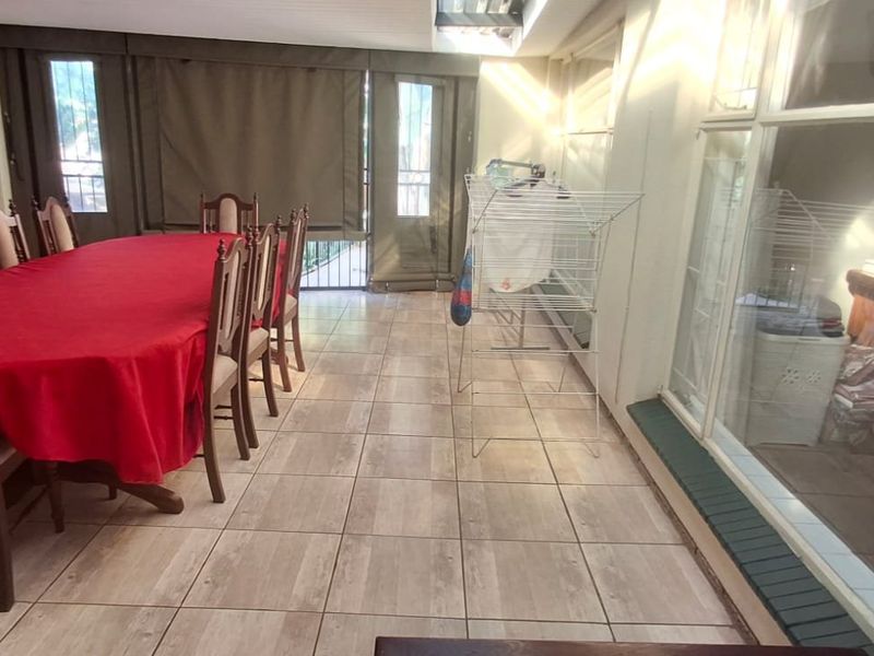 BEAUTIFUL FAMILY HOUSE FOR SALE - Photo 8