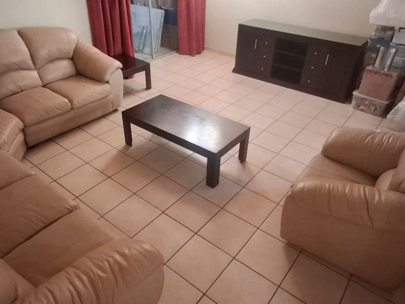 BEAUTIFUL FAMILY HOUSE FOR SALE - Photo 3