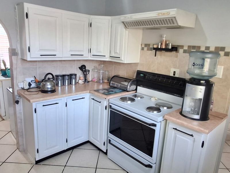 BEAUTIFUL HOUSE WITH FLAT FOR SALE - Photo 10