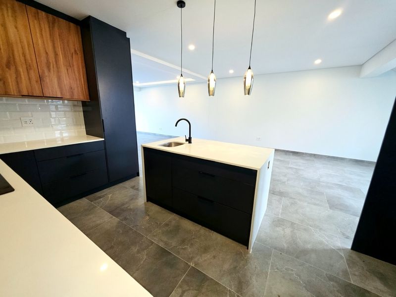 MOVE-IN READY: BRAND NEW TURN-KEY HOME IN SANDOWN - Photo 10