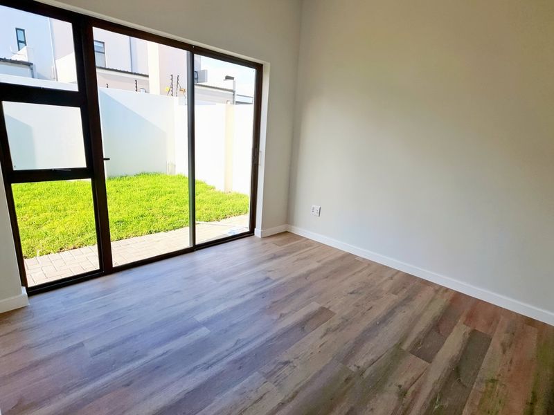 BRAND NEW FAMILY HOME IN SOUGHT-AFTER SANDOWN — ALMOST COMPLETE - Photo 8