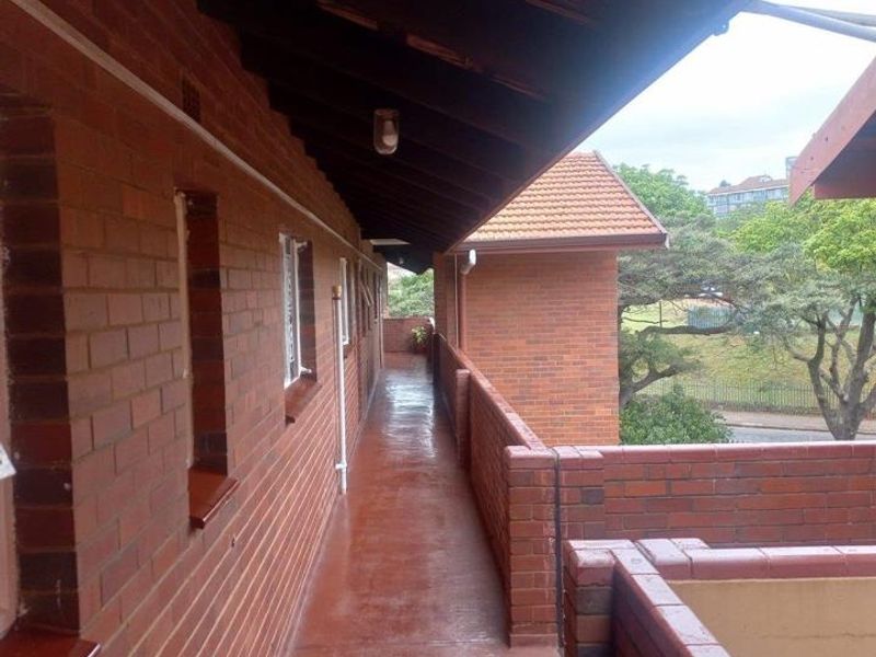 3-Bedroom Apartment for Rent in Windermere, Durban - Photo 3