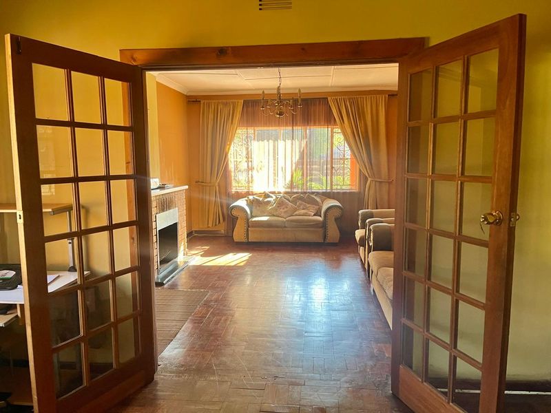 Luxury Living Meets Comfort in Three Rivers  - Photo 6