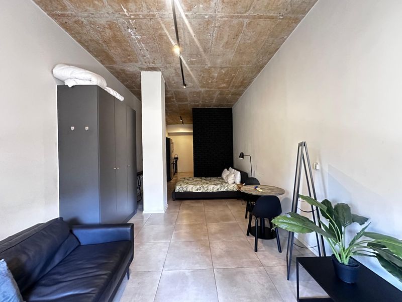 Fully Furnished Studio Apartment to Rent at Sandton CBD - Photo 4