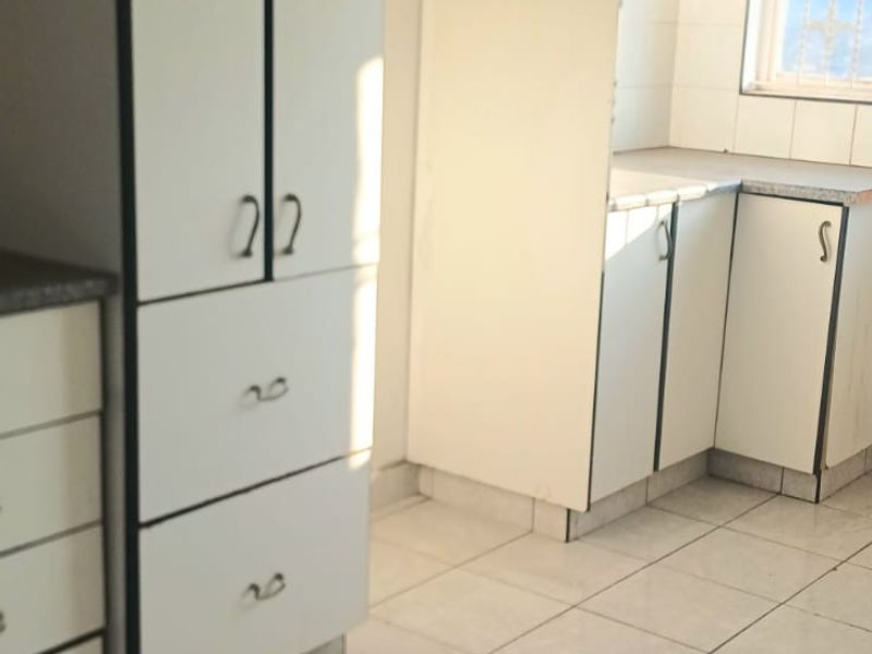 4 BEDROOMS 3 BATHS RESEVOIR HILLS - Photo 7
