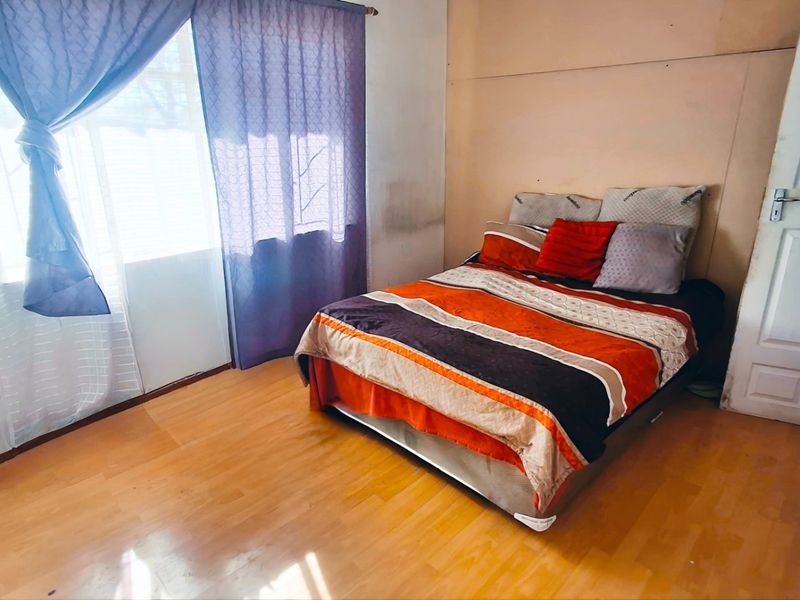 3 Bedrooms home for sale in Sasolburg close to high school and primary school walkin dictens to town - Photo 8