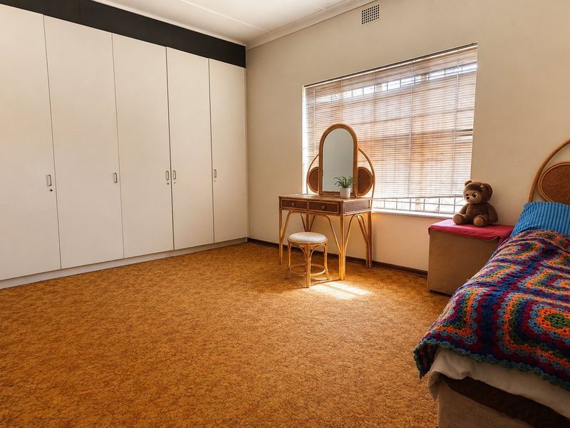 Close to amenities and schools in Three Rivers - Photo 10