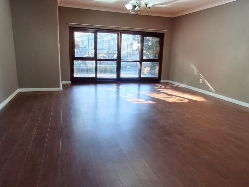 VERSATILE PROPERTY FOR SALE - Photo 8