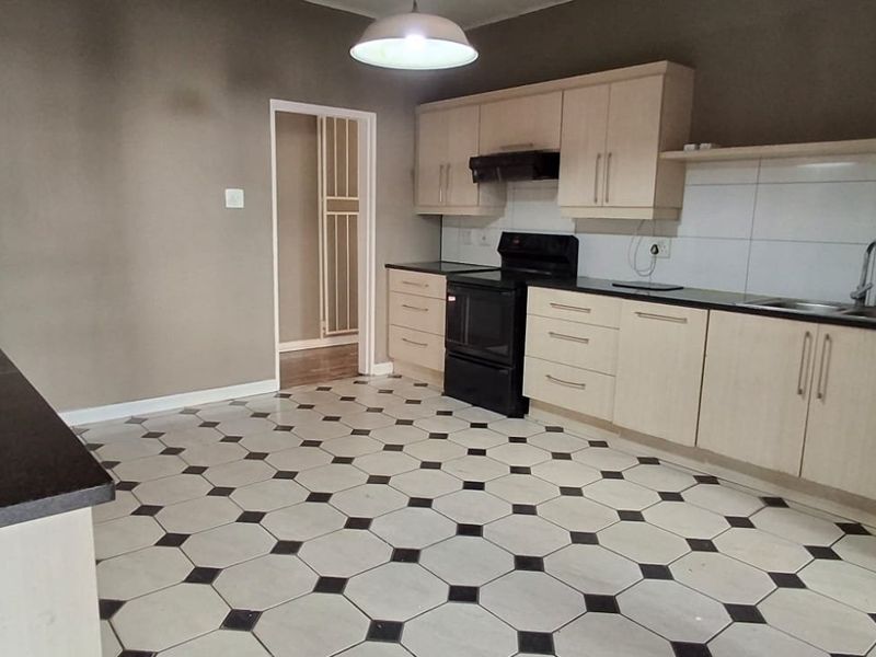 VERSATILE PROPERTY FOR SALE - Photo 7