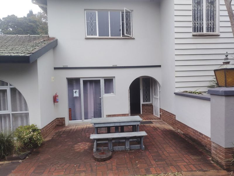Prime office space to let in Kloof - Photo 1