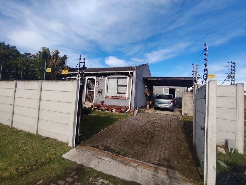 2  Bedroom home with self-contained Flatlet  - Photo 4