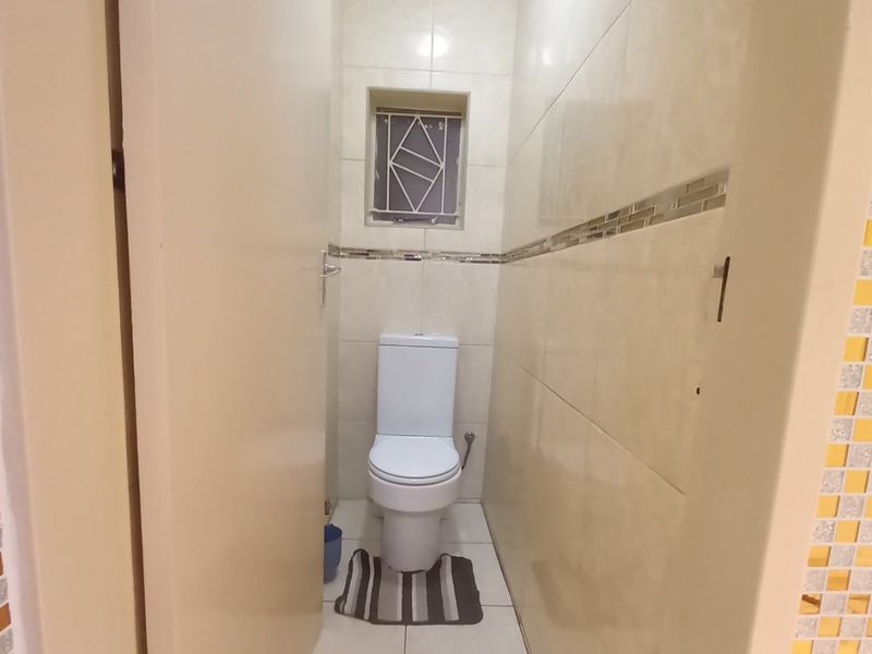 3 Bed House in Actonville for Sale - Photo 4