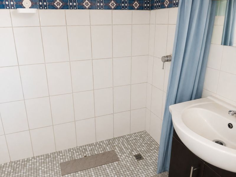 Sunnyridge Apartment with balcony and garden charm ideal for the Investor! - Photo 7