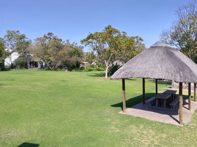 2 Bedroom Apartment in Jukskei Park - Photo 10