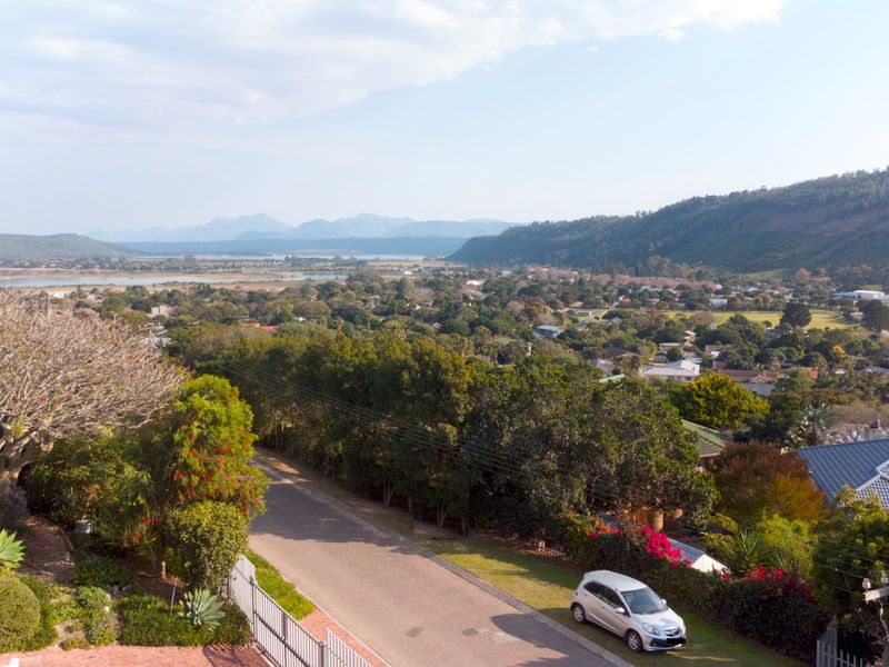 Elevated North-Facing Vacant Land with Spectacular Views - Build your Dream Home - Photo 8