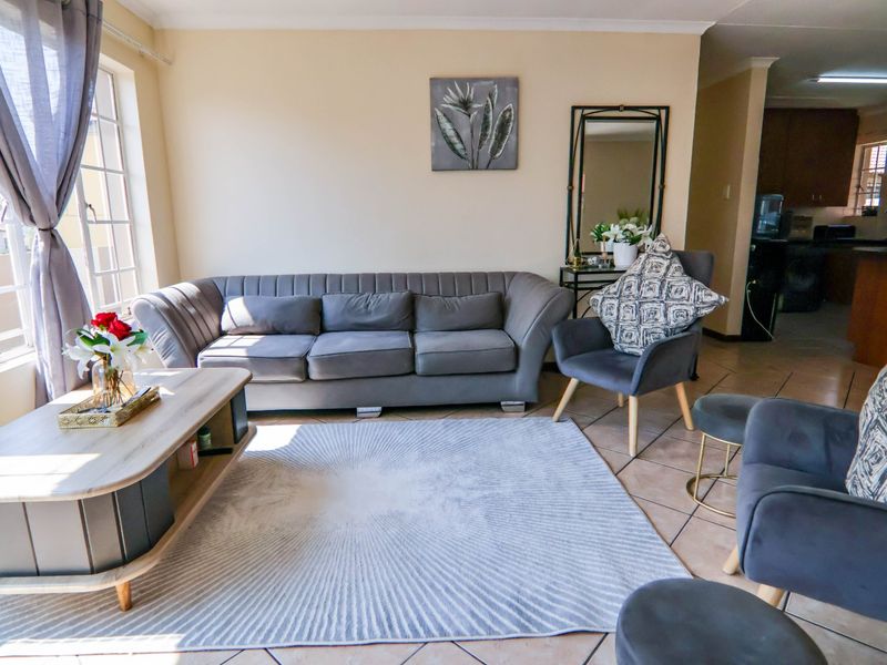 3 Bedroom House To Let in Thatchfield Estate, The Reeds, Centurion - Photo 5