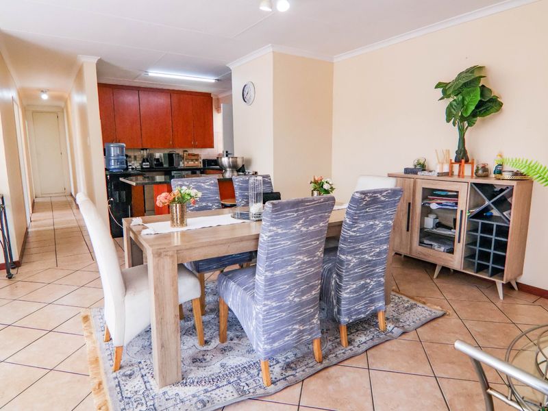 3 Bedroom House To Let in Thatchfield Estate, The Reeds, Centurion - Photo 9