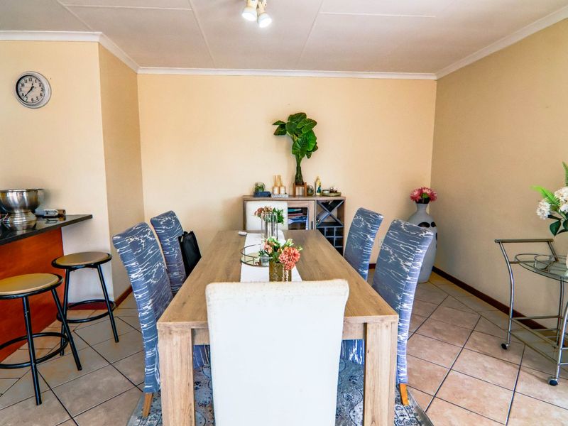 3 Bedroom House To Let in Thatchfield Estate, The Reeds, Centurion - Photo 7
