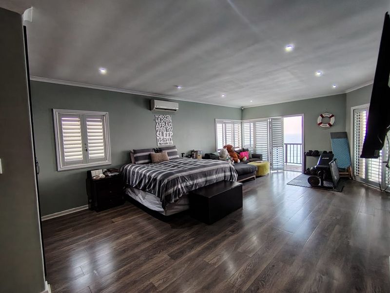 605 Marine Drive, Ocean View R3,999,999 - Photo 9