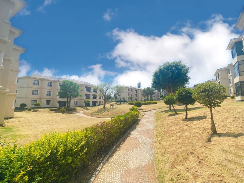 Modern 2 Bedroom Apartment for sale in Summerset - Photo 2