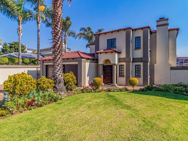 Stunning Family Home for Sale in Sovereign Park Estate | Bedfordview | Opposite Reddam School - Photo 1