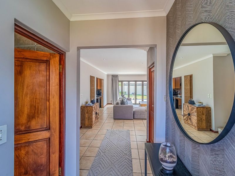 Stunning Family Home for Sale in Sovereign Park Estate | Bedfordview | Opposite Reddam School - Photo 6
