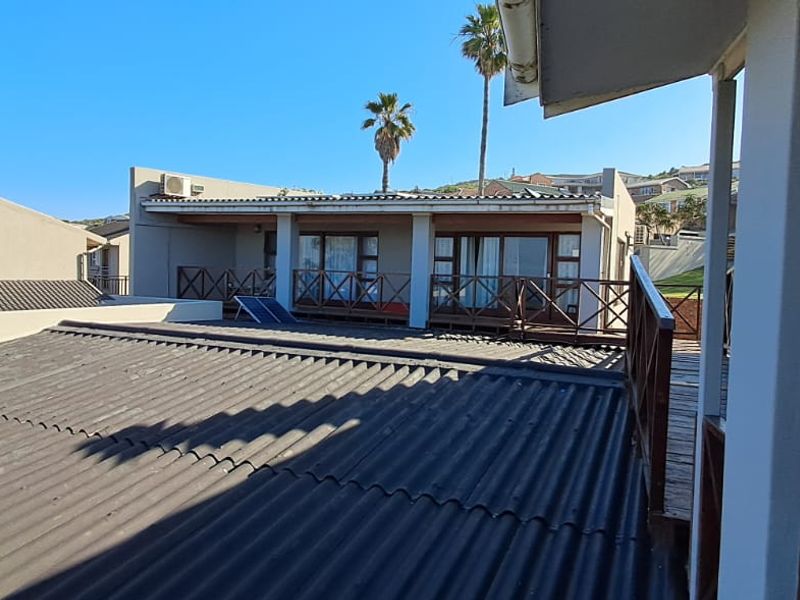 Exceptional Coastal Investment & Lifestyle Property with Panoramic Ocean Views - Photo 10