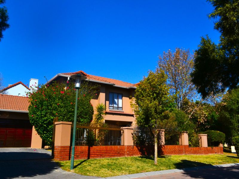3 Bed 2.5 Bath Duplex for sale at Montecello Country Estate in Midrand - Photo 4
