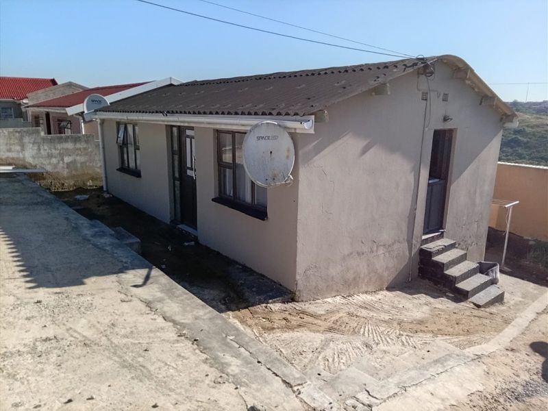 2 bedroom house  - Photo 2