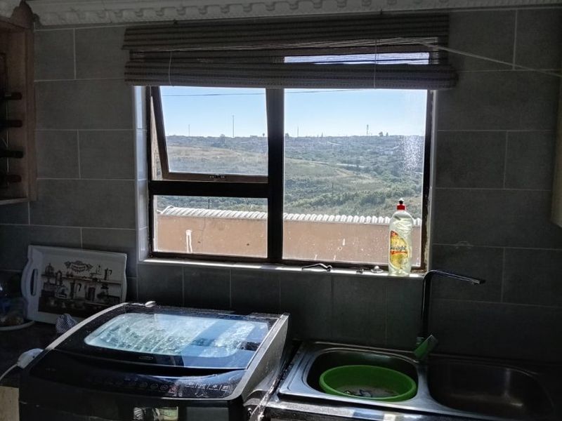 2 bedroom house  - Photo 9