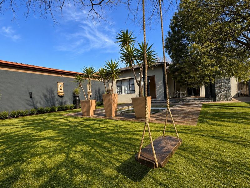 Private and full of heart and waiting to shine in Three Rivers - Photo 1