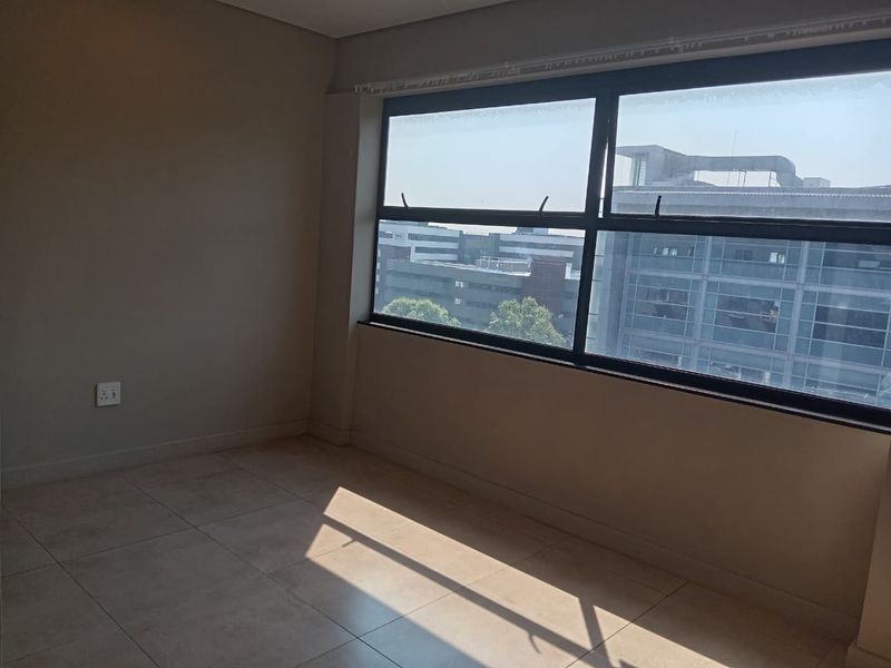 1-Bedroom Unit To Let at BlackBrick Sandton 2 - Photo 7