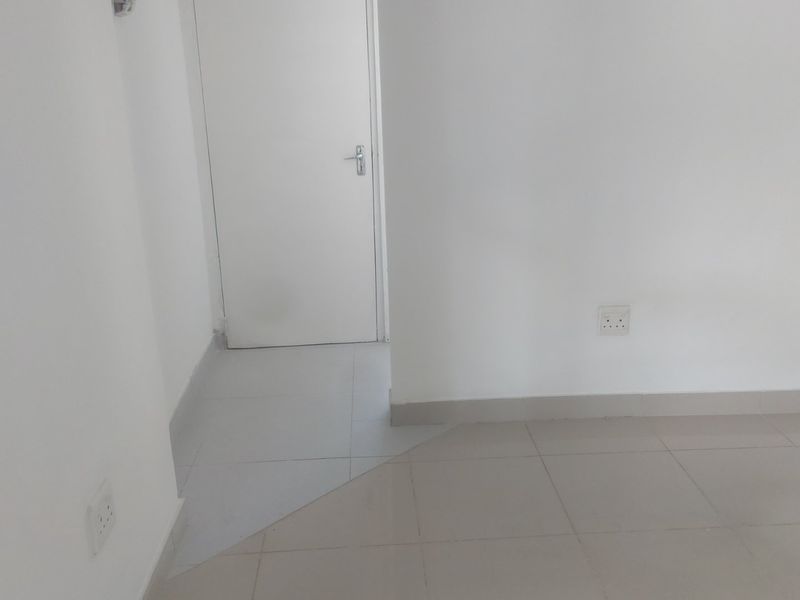 Commercial property for Spa or Salon or both - Photo 5