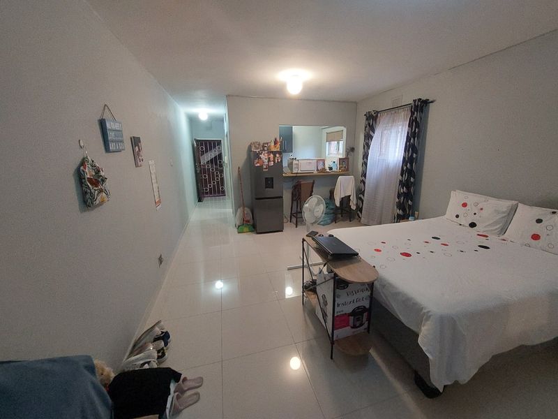 Cosy batchelor apartment for rent in Morningside - Photo 6
