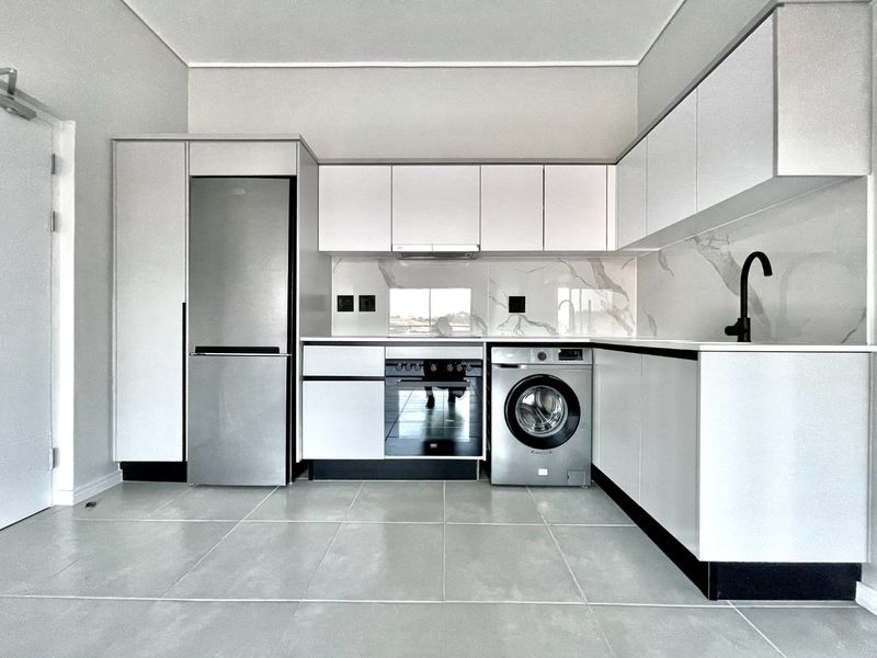 1 Bed 1 Bathroom Apartment - Photo 1