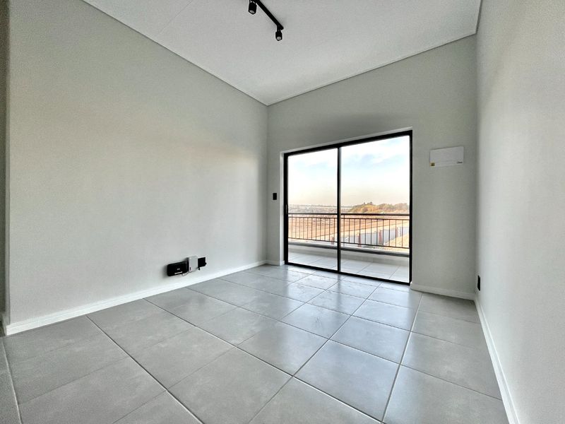 1 Bed 1 Bathroom Apartment - Photo 10