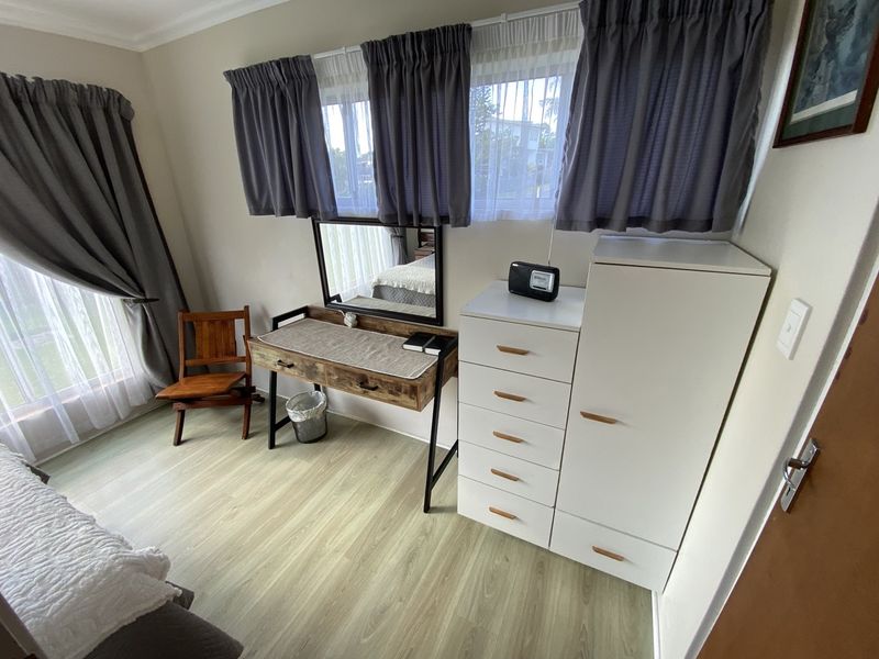 1 Bedroom Furnished Flat - Photo 9