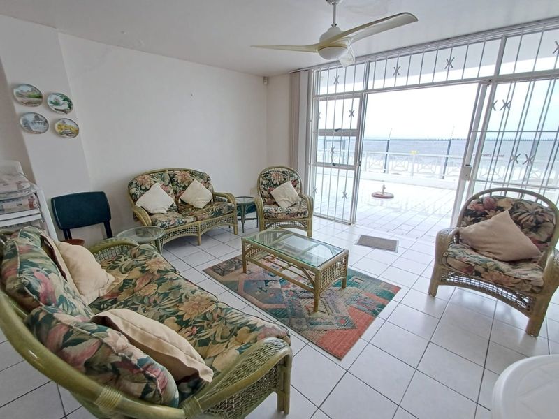 Beachfront Luxury in Ramsgate – An Exclusive Opportunity with Uninterrupted Ocean Views! - Photo 7