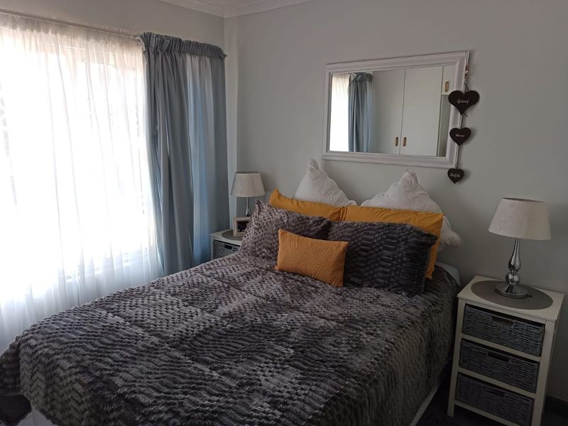 Lock-up and go Townhouse Hartenbos Central - Photo 8