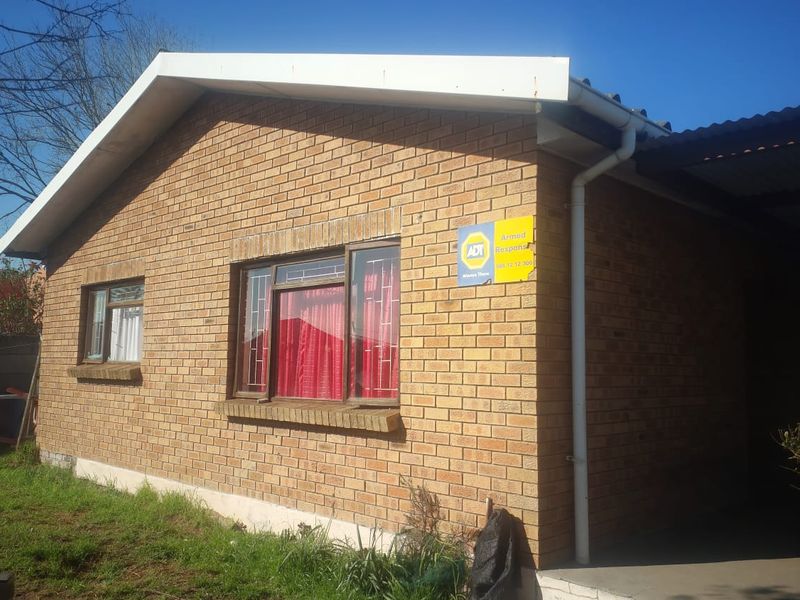 PROPERTY READY TO BE SIGNED UP!!!!!!!! - Photo 1