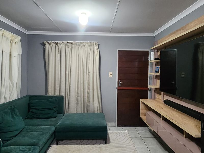 Affordable 3 bedroom home in Alberton - Photo 4