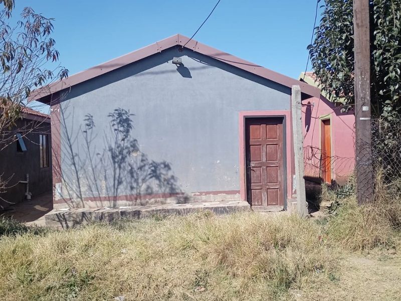 2 bedroom home for sale in Chris Hani Ext 2 - Photo 1
