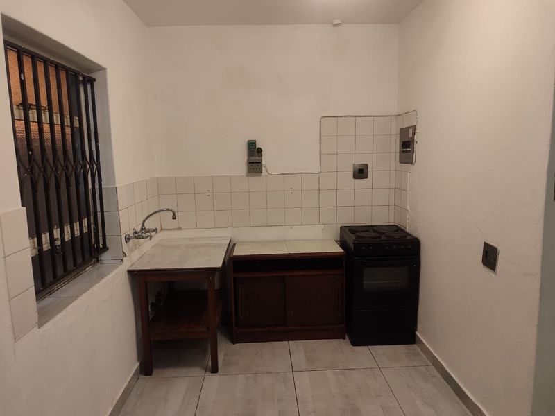 NEAT FLAT IN LA BERDA  - Photo 4